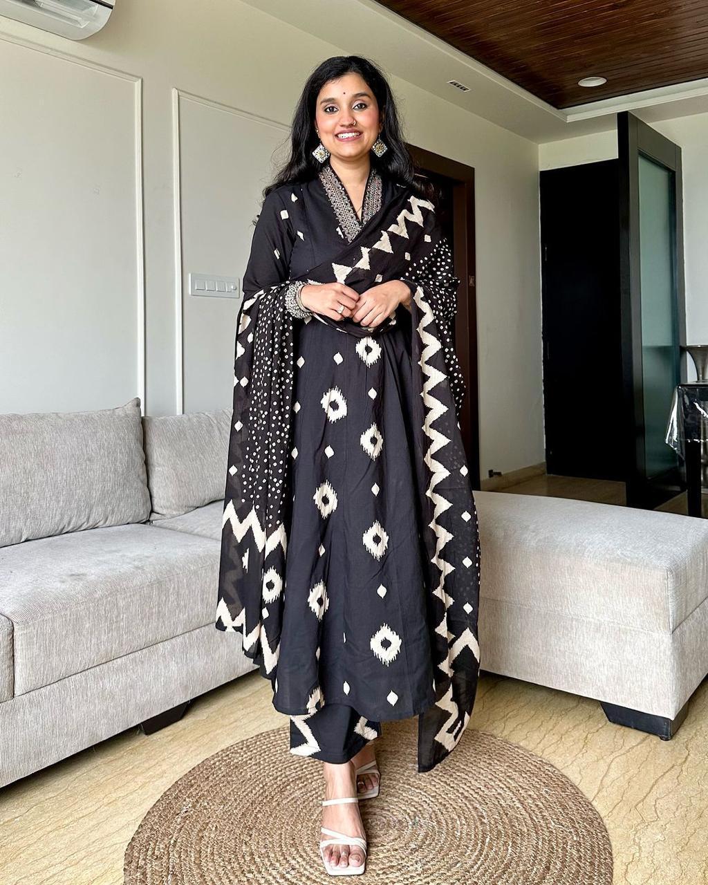 Anarkali Jaipur Print Suit - shiwangi couture