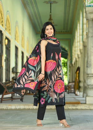Black Floral Printed Strap Style Kurti Set with Dupatta - shiwangi couture