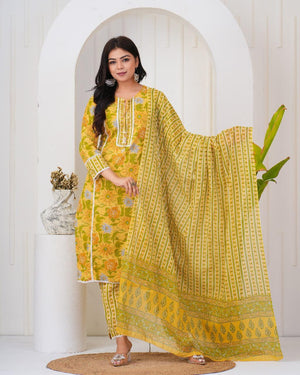 Floral Printed Straight Kurta with Striped Dupatta Set - shiwangi couture