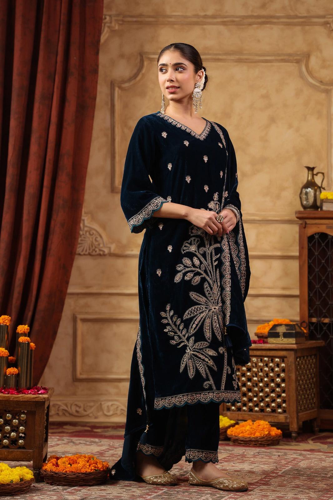 Karachi Hand work Velvet suit set - shiwangi couture