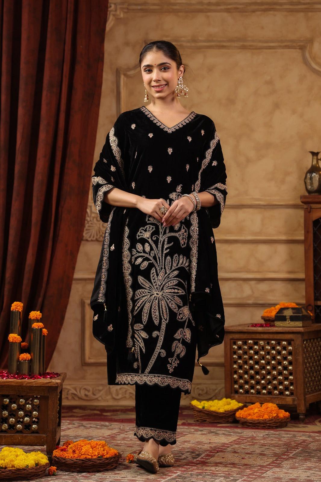 Karachi Hand work Velvet suit set - shiwangi couture