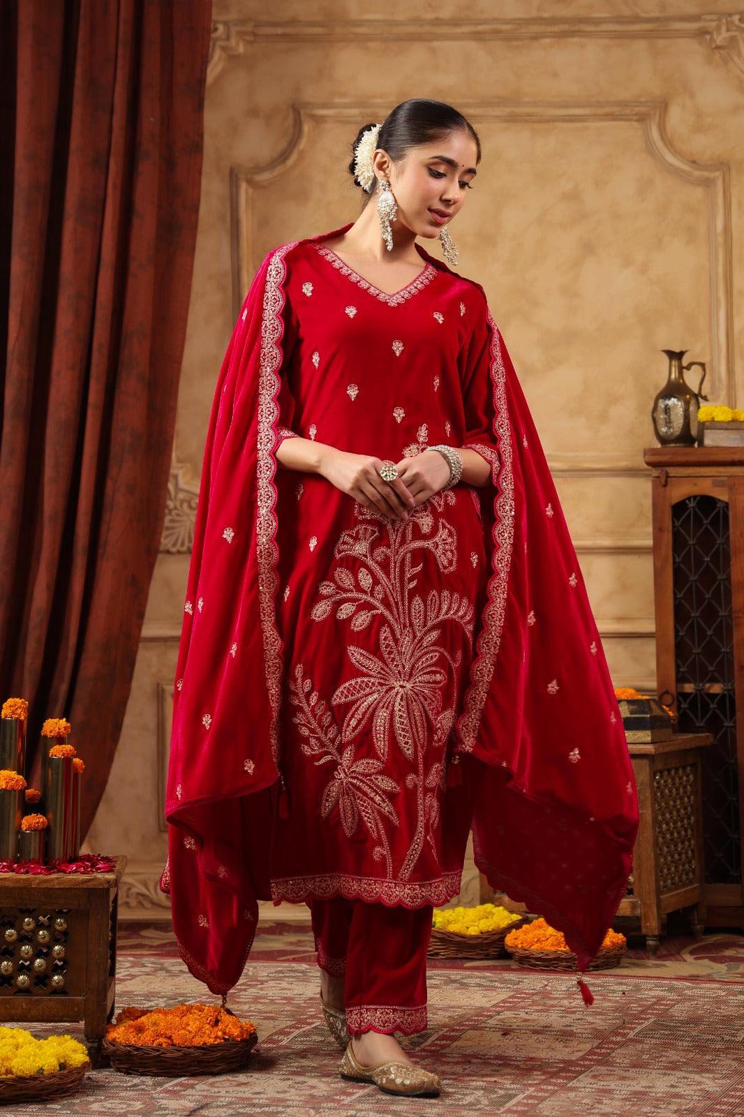 Karachi Hand work Velvet suit set - shiwangi couture