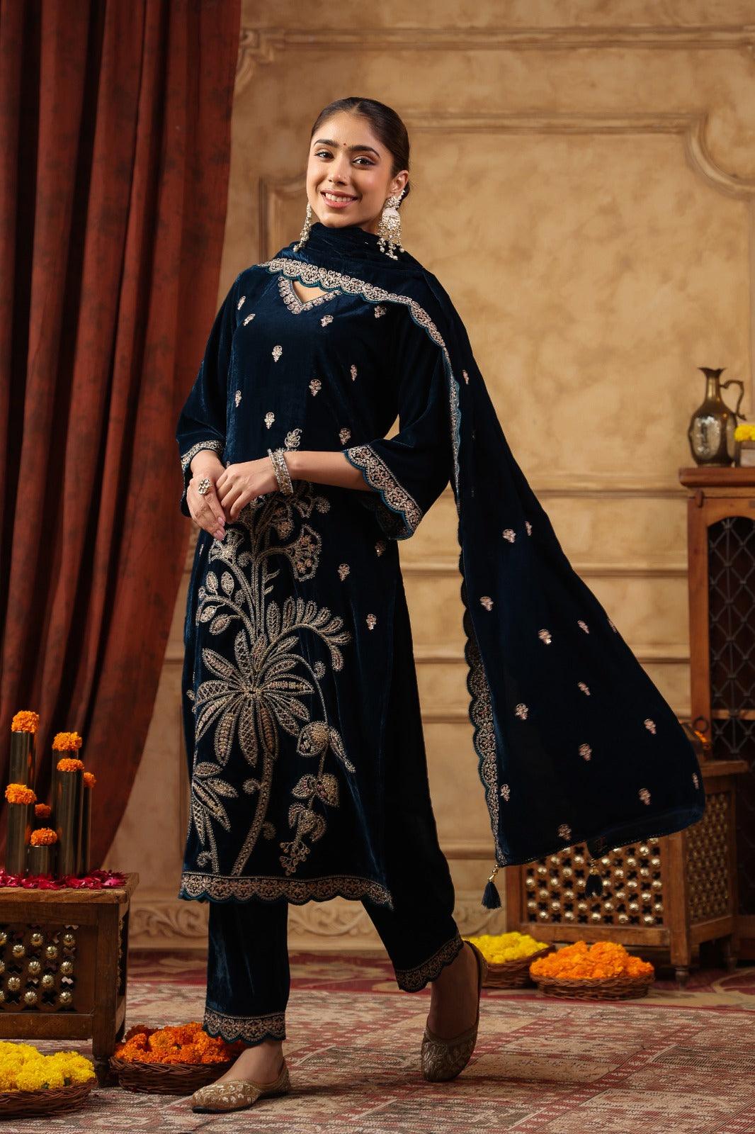 Karachi Hand work Velvet suit set - shiwangi couture