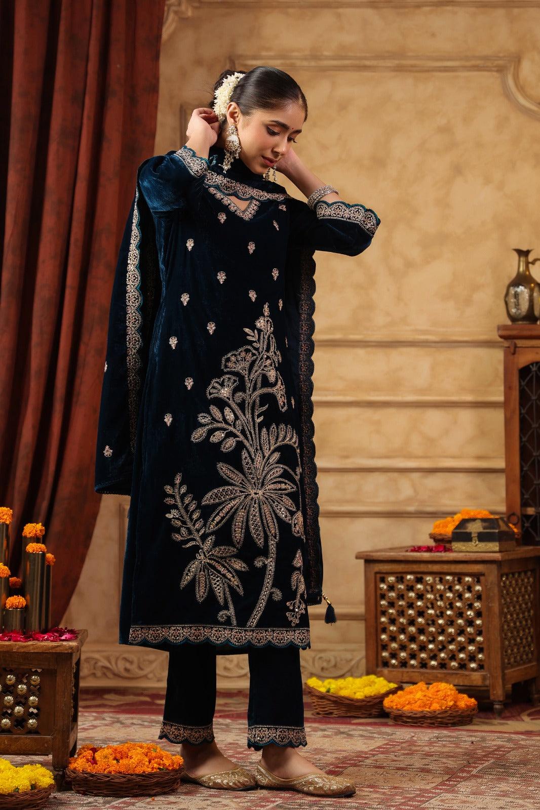 Karachi Hand work Velvet suit set - shiwangi couture