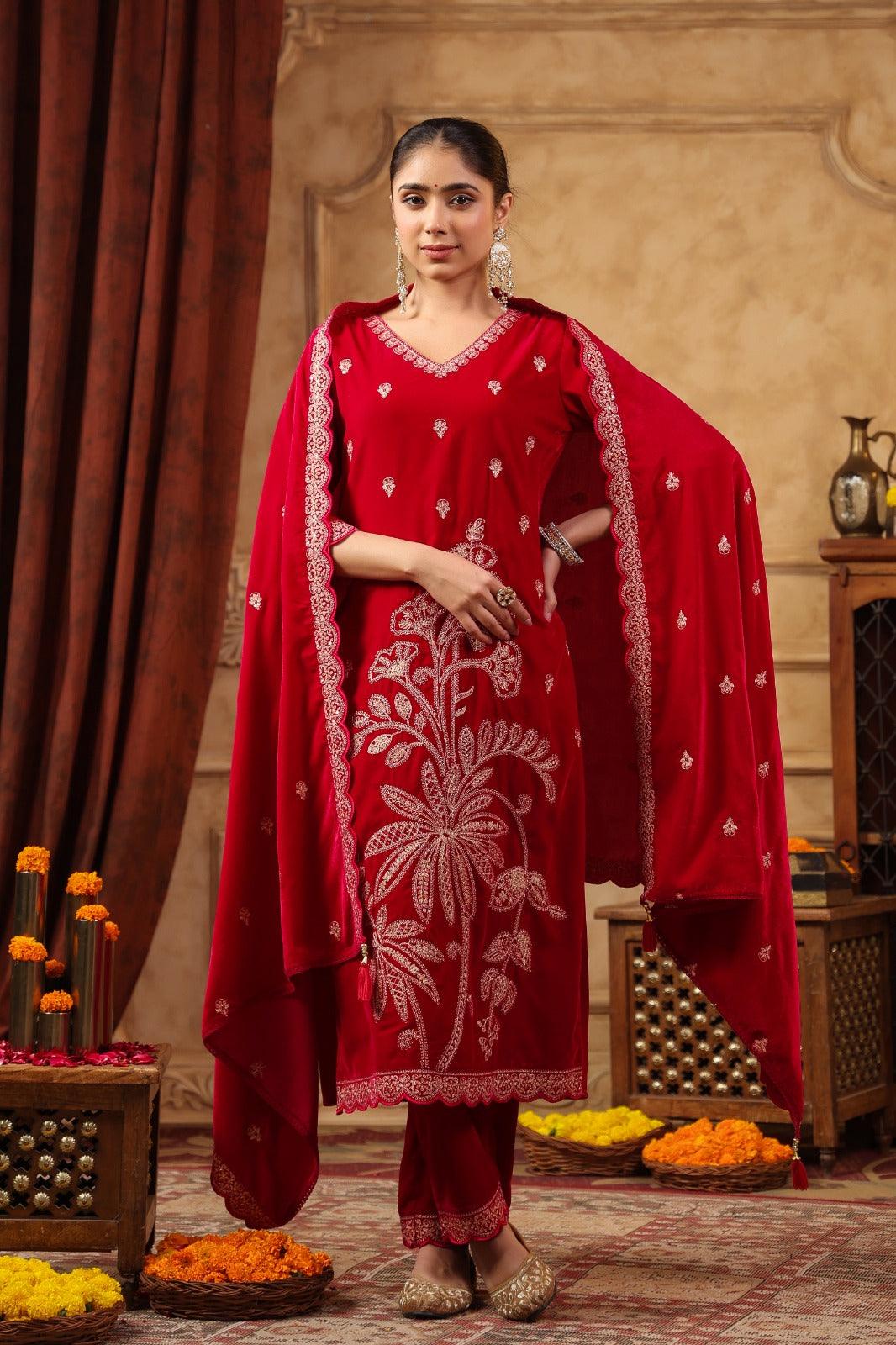 Karachi Hand work Velvet suit set - shiwangi couture