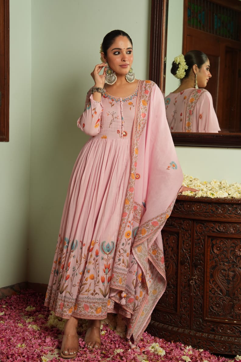 Mul Chanderi Anarkali Suit with Digital Print & Cut Dana Work - shiwangi couture