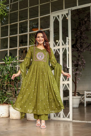 Flared Green Kurti Set with Embroidery & Printed Dupatta - shiwangi couture