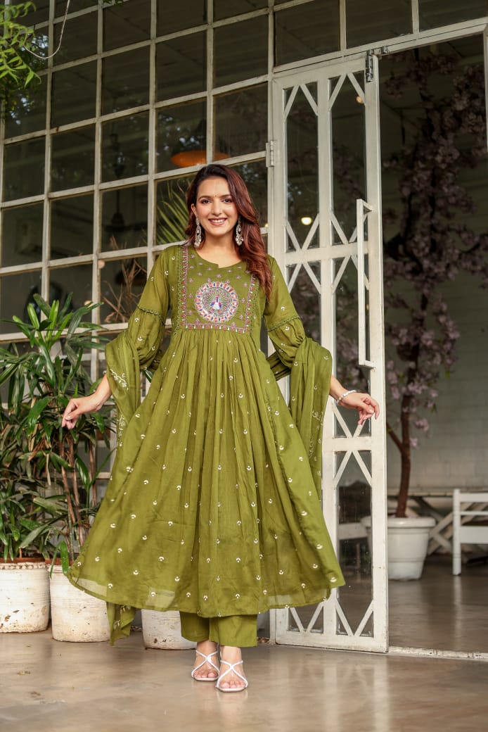 Flared Green Kurti Set with Embroidery & Printed Dupatta - shiwangi couture