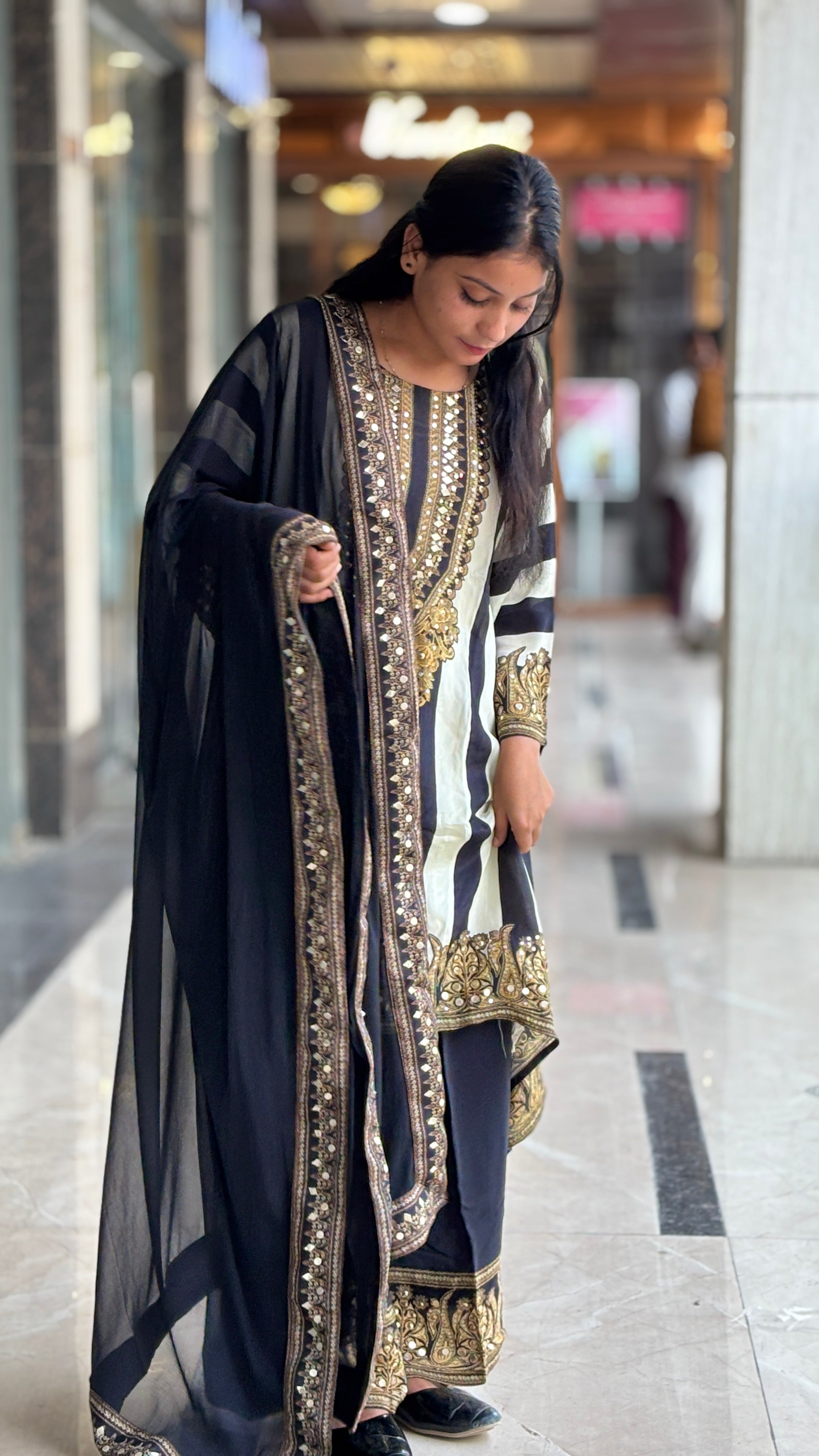 Premium Shimmer Embroidered Suit Set with Dupatta for Women - Shiwangi Couture